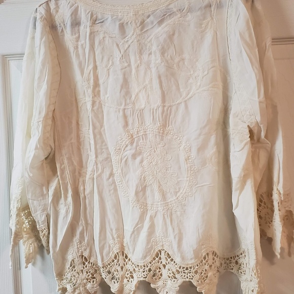 Just Reduced | Boutique boho style top. - Picture 2 of 2